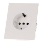 Enchufe Schuko - CC - Imagen 3