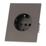 Enchufe Schuko - CC - Imagen 5